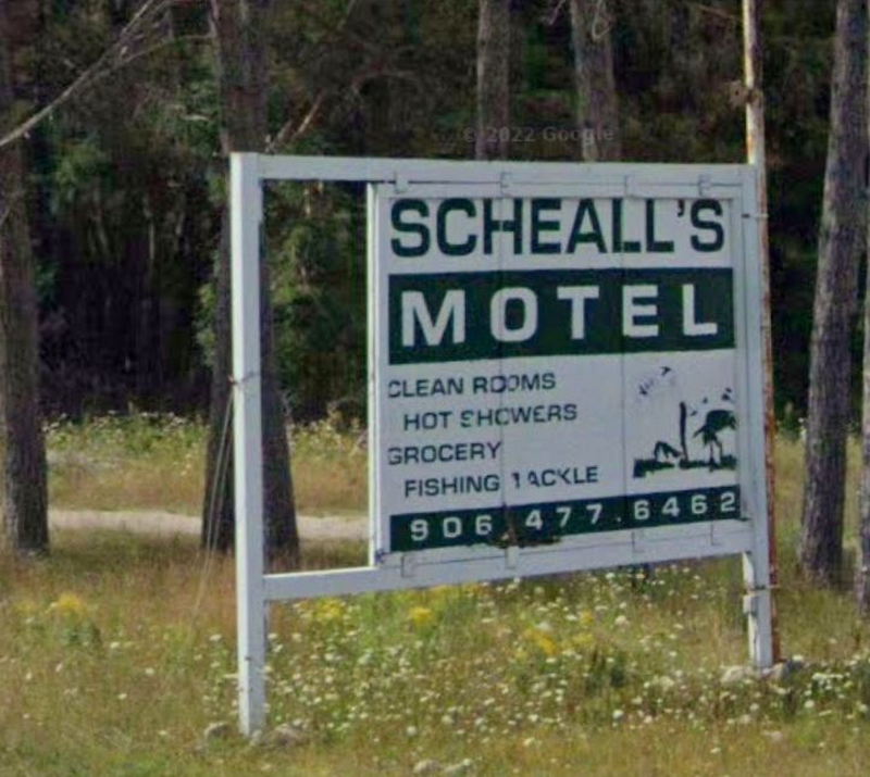 Schealls Motel (Tappens Motel) - Aug 2022 (newer photo)